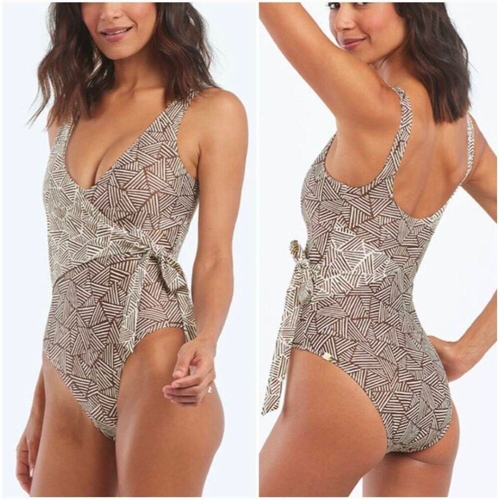 NWT Summersalt The Perfect Wrap One Piece Swimsuit Lines in the Sand Size 2